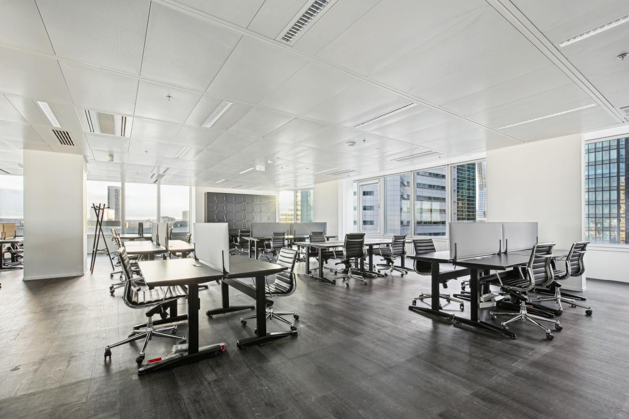Bureau La Défense 12717m² Location bureau Courbevoie Hauts-de-Seine OLBUR2100402 5